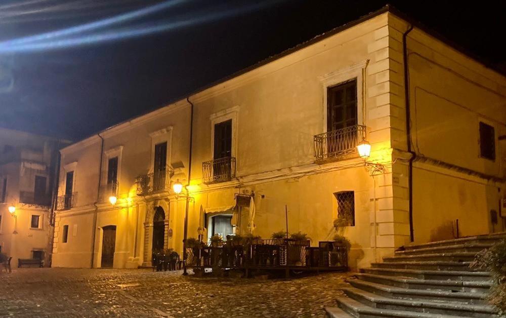 אלטומונטה B&B Palazzo Pancaro מראה חיצוני תמונה